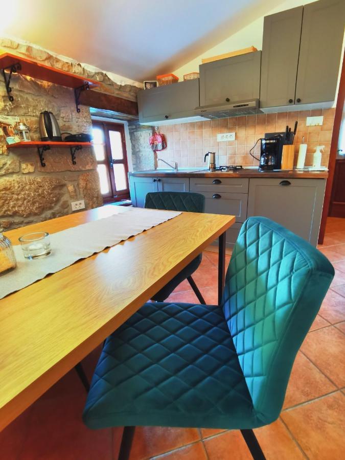 Apartment Franko - Hum Extérieur photo